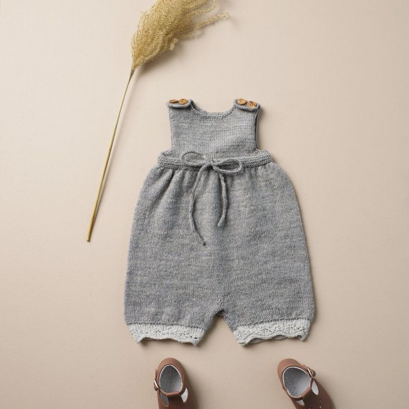 Mia, romper