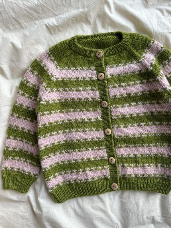 PK-276 Key Cardigan Junior oppskrift