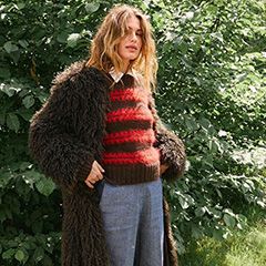 Vi har stort utvalg av strikkepaker og oppskrifter til dame